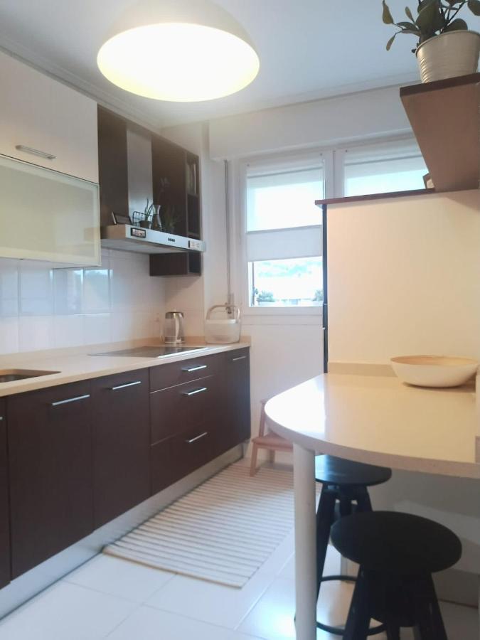 Apartamento Con Suite, Zona De Trabajo Y Yoga Wifi Y Garaje Кастро-Урдиалес Екстериор снимка