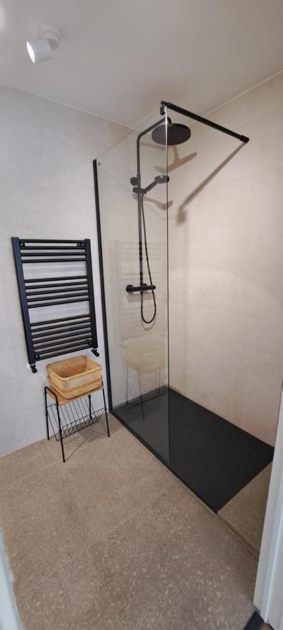 Apartamento Con Suite, Zona De Trabajo Y Yoga Wifi Y Garaje Кастро-Урдиалес Екстериор снимка