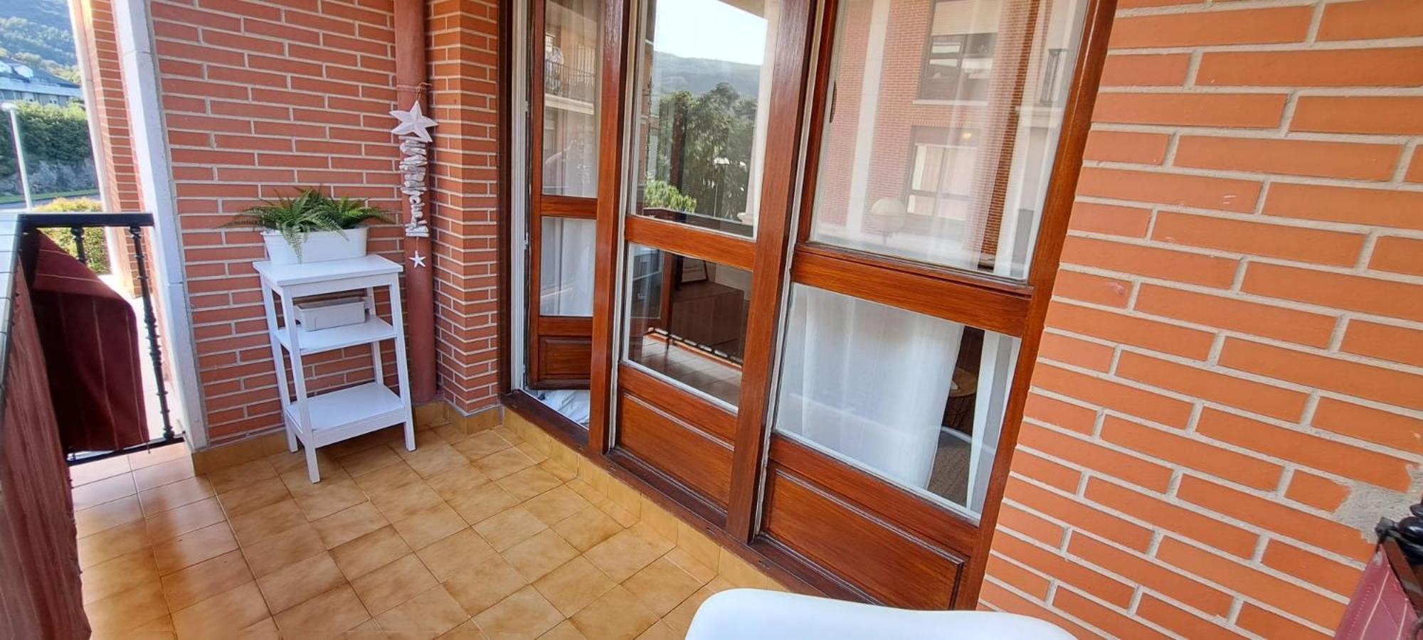Apartamento Con Suite, Zona De Trabajo Y Yoga Wifi Y Garaje Кастро-Урдиалес Екстериор снимка