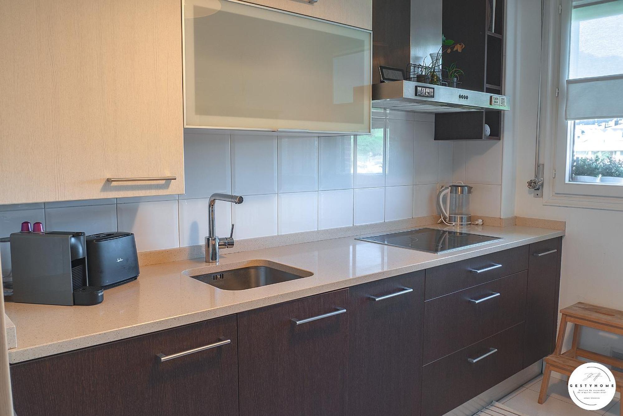 Apartamento Con Suite, Zona De Trabajo Y Yoga Wifi Y Garaje Кастро-Урдиалес Екстериор снимка